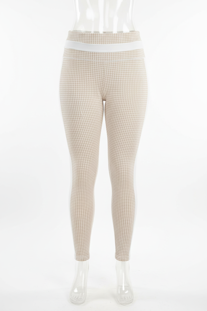 White and beige gingham print